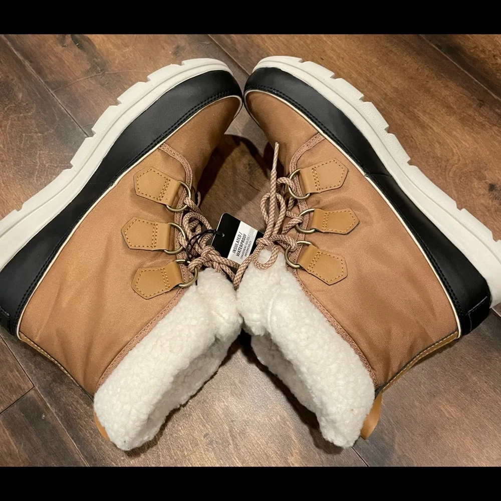 SOREL Explorer Carnival Waterproof Boot with Faux Fur Collar NEW - Picture 15 of 16